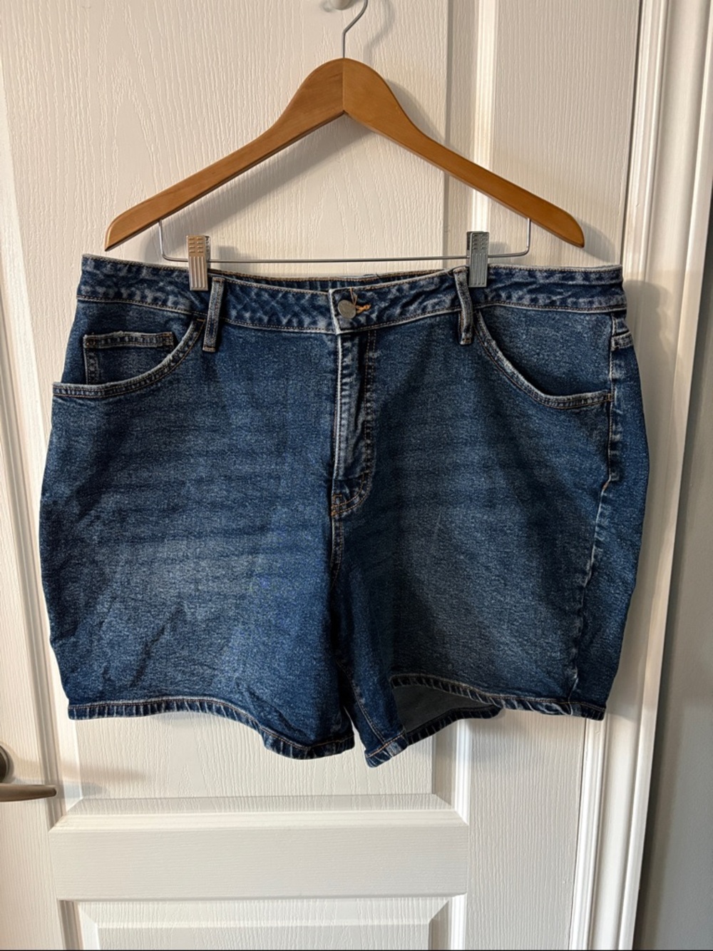Ava & Viv Dark Blue Denim High-Rise Jean Shorts